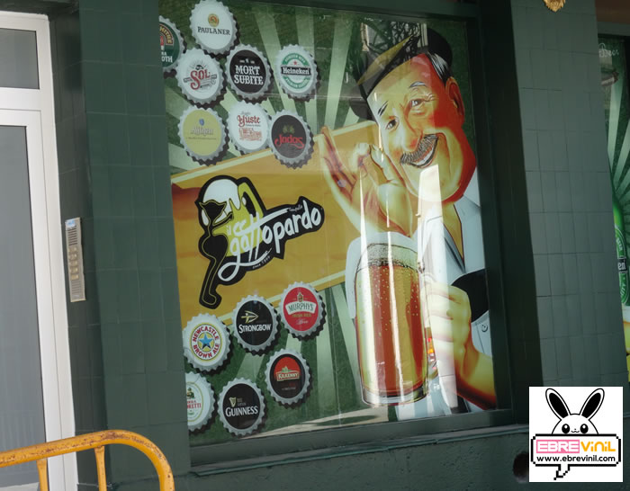 vinilos decorativos cristales, escaparates, puertas cervecerías, hostelería, bares