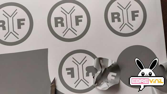 vinilos personalizados para ferreterías, decoración