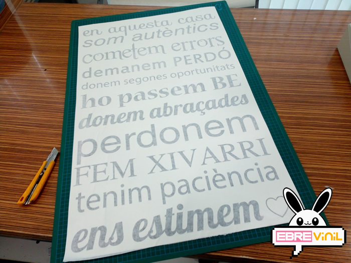 vinils decoratius frases en català